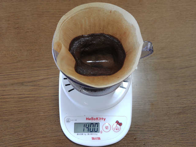 ミルで挽いた粉で淹れたコーヒー画像