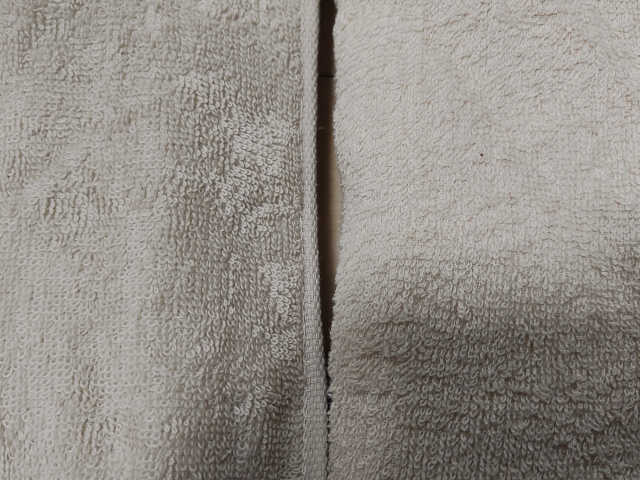 新品と2年使用したバスタオルの
比較画像