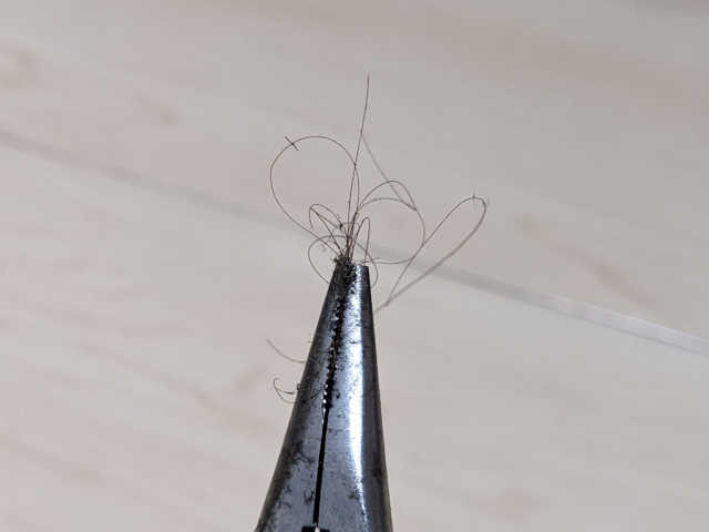 車輪から取ったごみの画像