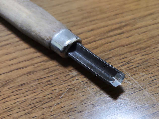 彫刻刀の画像